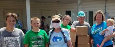 Unloading food boxes